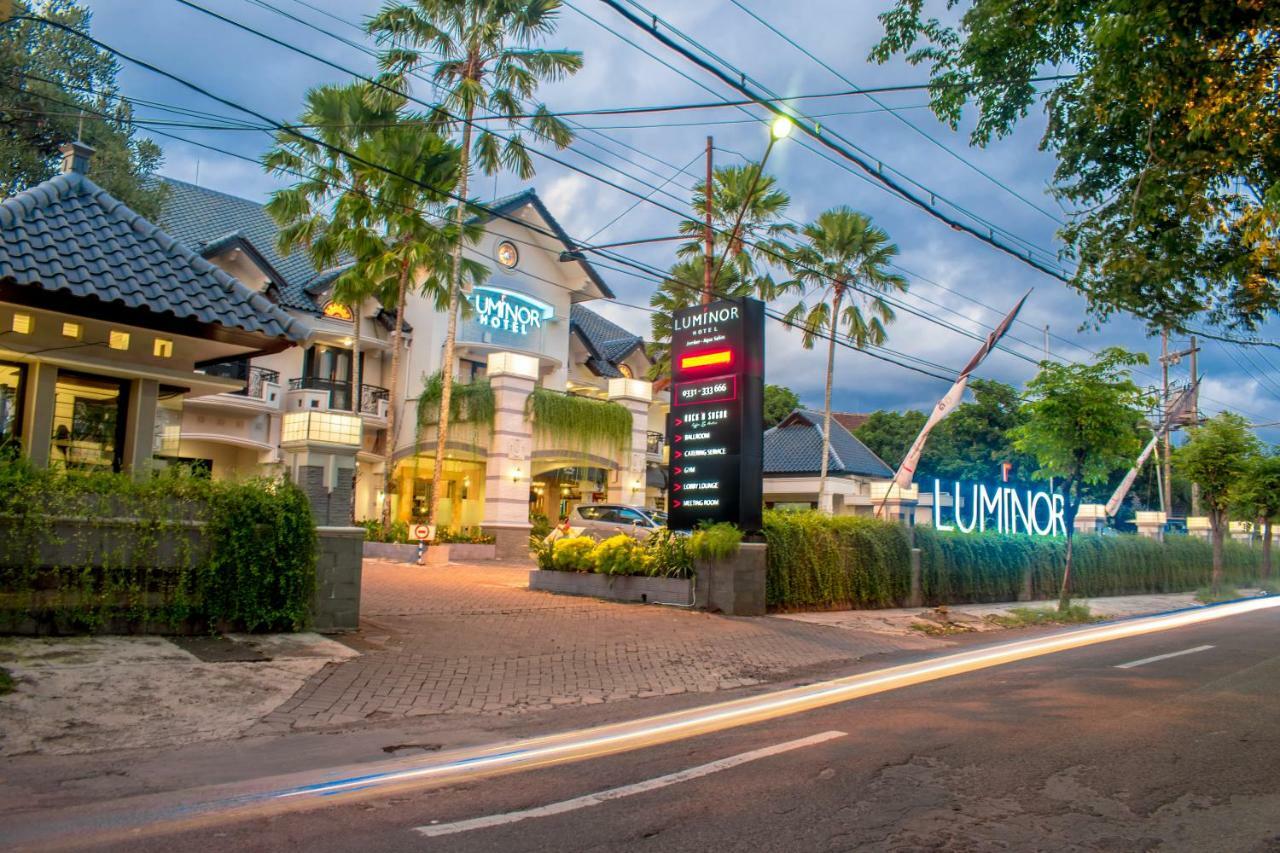 Luminor Hotel Jember By Wh Eksteriør billede